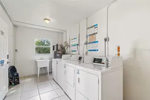 300 Venetian Dr, Clearwater, FL 33755 - Photo 43