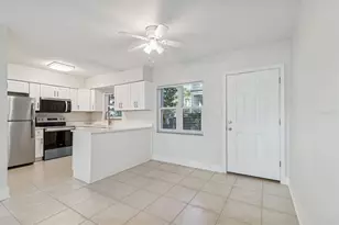 300 Venetian Dr, Clearwater, FL 33755 - Photo 5