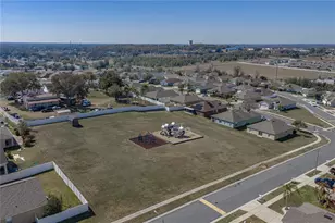 7845 Merchantville Cir, Zephyrhills, FL 33540 - Photo 59