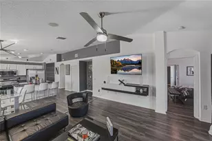 7845 Merchantville Cir, Zephyrhills, FL 33540 - Photo 31