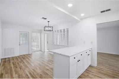 1978 Radcliffe Drive N, Clearwater, FL 33763 - Photo 9