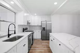 1978 Radcliffe Dr N, Clearwater, FL 33763 - Photo 11