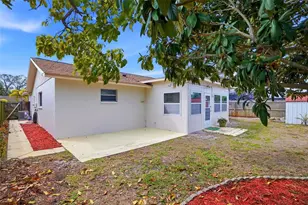 1978 Radcliffe Dr N, Clearwater, FL 33763 - Photo 27