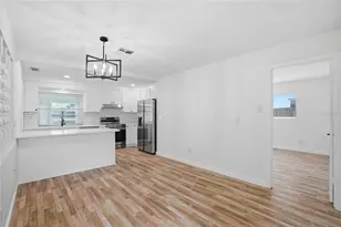 1978 Radcliffe Dr N, Clearwater, FL 33763 - Photo 7