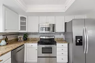 441 Palm Island NE, Clearwater, FL 33767 - Photo 13