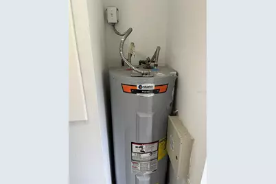 641 Kensington Lake Circle, Brandon, FL 33511 - Photo 27