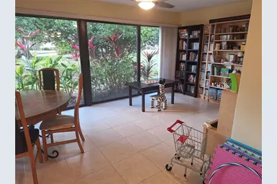 6912 W Country Club Drive N, Sarasota, FL 34243 - Photo 15