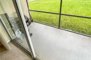 7538 Turtle View Dr, Ruskin, FL 33573 - Photo 17