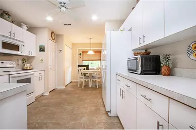 702 Staffordshire Lane #22, Sun City Center, FL 33573 - Photo 25