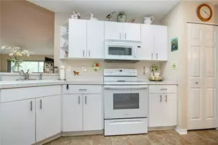 702 Staffordshire Ln, Sun City Center, FL 33573 - Photo 29