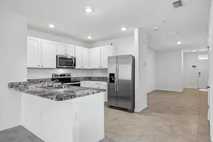 2901 Maiden Grass Isle, Wesley Chapel, FL 33543 - Photo 5