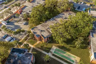 4805 Alt 19, Palm Harbor, FL 34683 - Photo 31