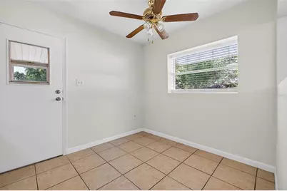 902 Two Houses Lane, Seffner, FL 33584 - Photo 9