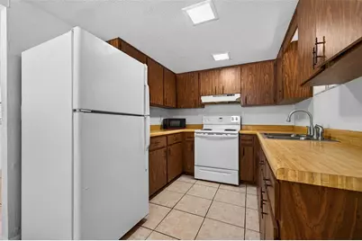 902 Two Houses Lane, Seffner, FL 33584 - Photo 7