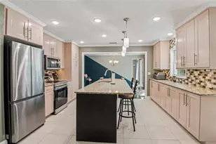 804 Robin Ave, Palm Harbor, FL 34683 - Photo 13