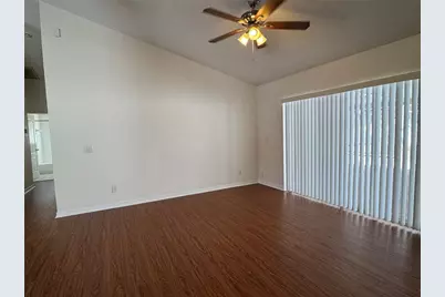 210 Chardonnay Place, Valrico, FL 33594 - Photo 9