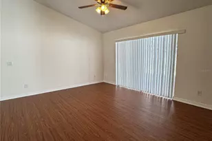 210 Chardonnay Pl, Valrico, FL 33594 - Photo 11
