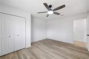 2711 Washington Rd, Valrico, FL 33594 - Photo 25