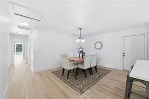 2711 Washington Rd, Valrico, FL 33594 - Photo 15