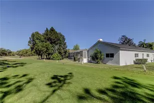 11230 Bloomington Dr, Tampa, FL 33635 - Photo 57