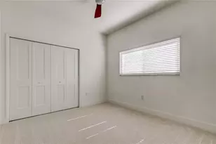 11230 Bloomington Dr, Tampa, FL 33635 - Photo 47