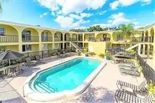 3206 W Azeele St, Tampa, FL 33609 - Photo 11