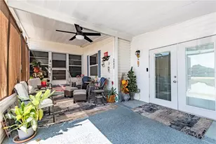 39437 Elgin Dr, Zephyrhills, FL 33542 - Photo 3