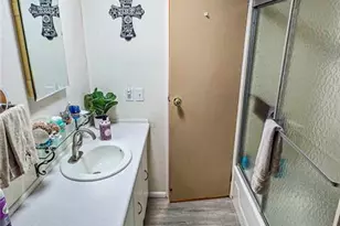 39437 Elgin Dr, Zephyrhills, FL 33542 - Photo 41