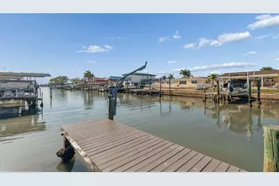 4415 Clearwater Harbor Drive N, Largo, FL 33770 - Photo 5