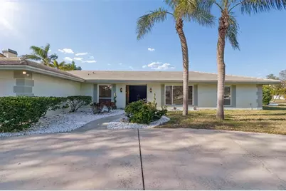 4415 Clearwater Harbor Drive N, Largo, FL 33770 - Photo 11