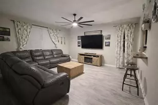 11006 Newbridge Dr, Riverview, FL 33579 - Photo 9