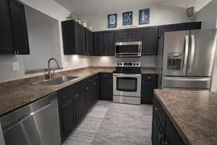 11006 Newbridge Dr, Riverview, FL 33579 - Photo 7