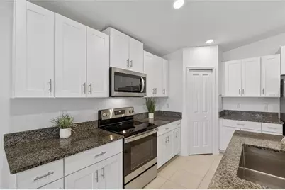 15716 Miller Creek Drive, Sun City Center, FL 33573 - Photo 9
