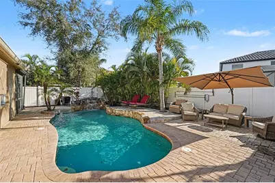 10618 Hatteras Drive, Tampa, FL 33615 - Photo 3