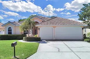 4833 Windmill Palm Terrace NE, Saint Petersburg, FL 33703 - Photo 1