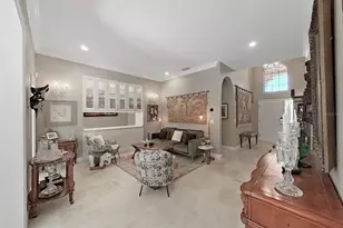 4833 Windmill Palm Terrace NE, Saint Petersburg, FL 33703 - Photo 11