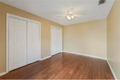 15202 W Pond Woods Drive, Tampa, FL 33618 - Photo 13