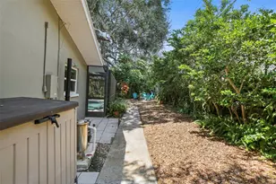 2353 Demaret Dr, Dunedin, FL 34698 - Photo 51
