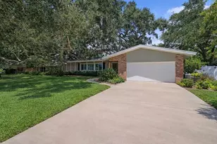 2353 Demaret Dr, Dunedin, FL 34698 - Photo 69