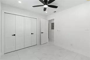 8205 Tanglewood Ln, Tampa, FL 33615 - Photo 19