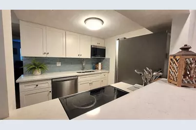 9715 Harrell Avenue #14, Treasure Island, FL 33706 - Photo 11