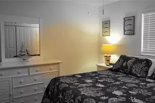 9715 Harrell Ave, Treasure Island, FL 33706 - Photo 19