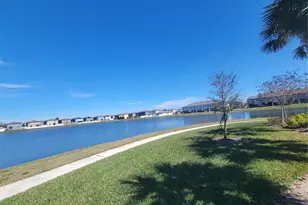 416 Royal Empress Dr, Ruskin, FL 33570 - Photo 59