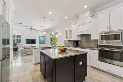 3610 E Clark Circle, Tampa, FL 33629 - Photo 19