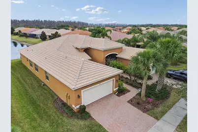 4913 Marble Springs Circle, Wimauma, FL 33598 - Photo 3