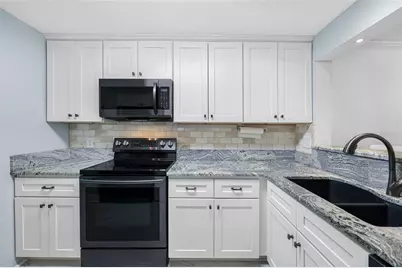 14900 Gulf Boulevard #304, Madeira Beach, FL 33708 - Photo 7