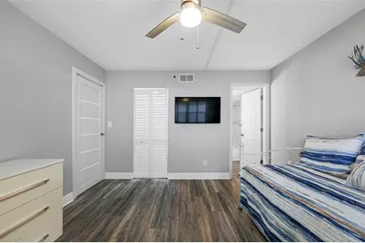 14900 Gulf Boulevard #304, Madeira Beach, FL 33708 - Photo 19