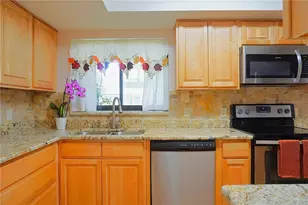 13152 Village Chase Cir, Tampa, FL 33618 - Photo 15