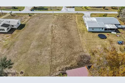 910 Lytle St SW, Ruskin, FL 33570 - Photo 5