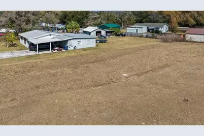 910 Lytle St SW, Ruskin, FL 33570 - Photo 3